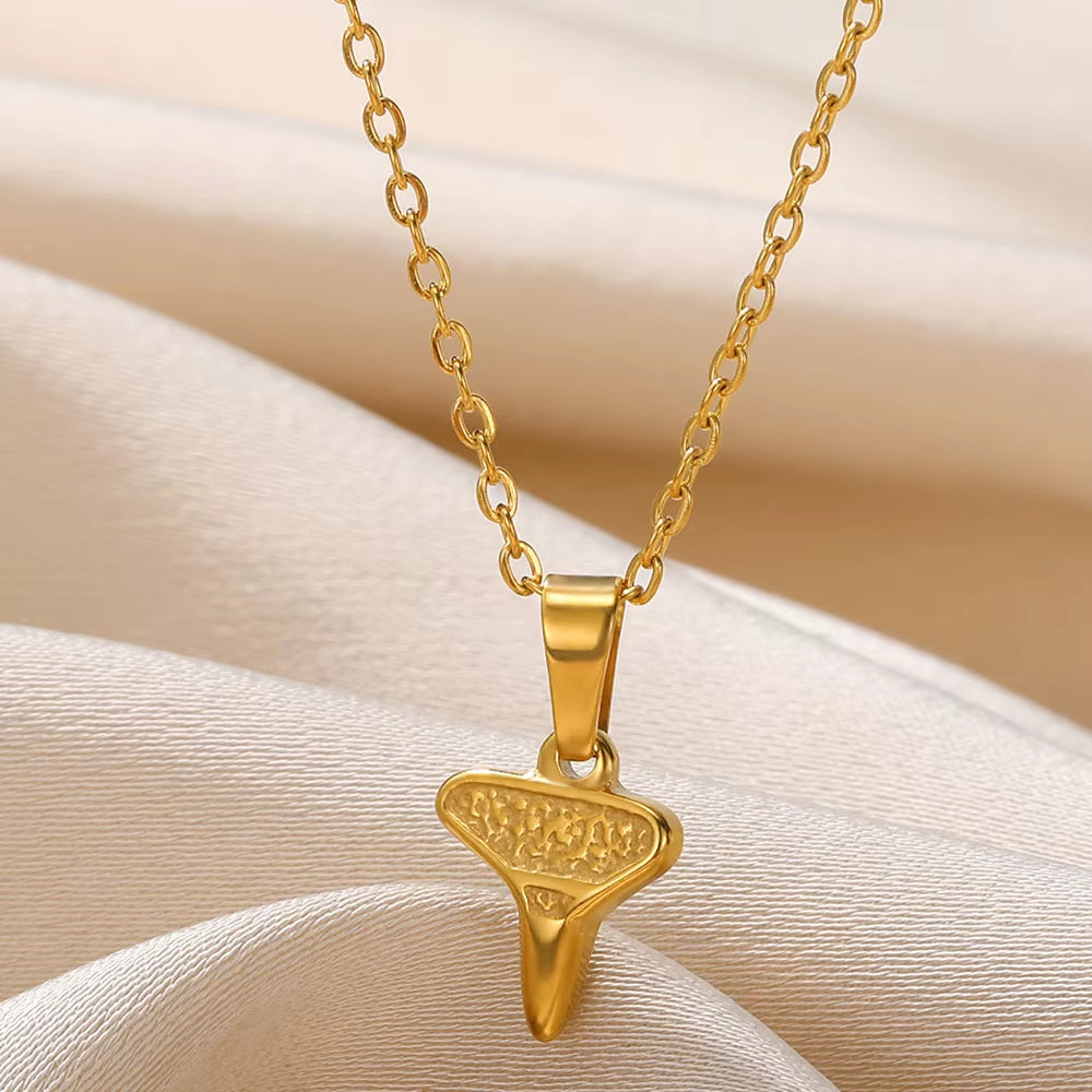Tiny Geometry Collar Para Mujer Stainless Steel Jewelry Gold Color Classic Star Necklaces for Women Men Y2K Fashion Love Choker